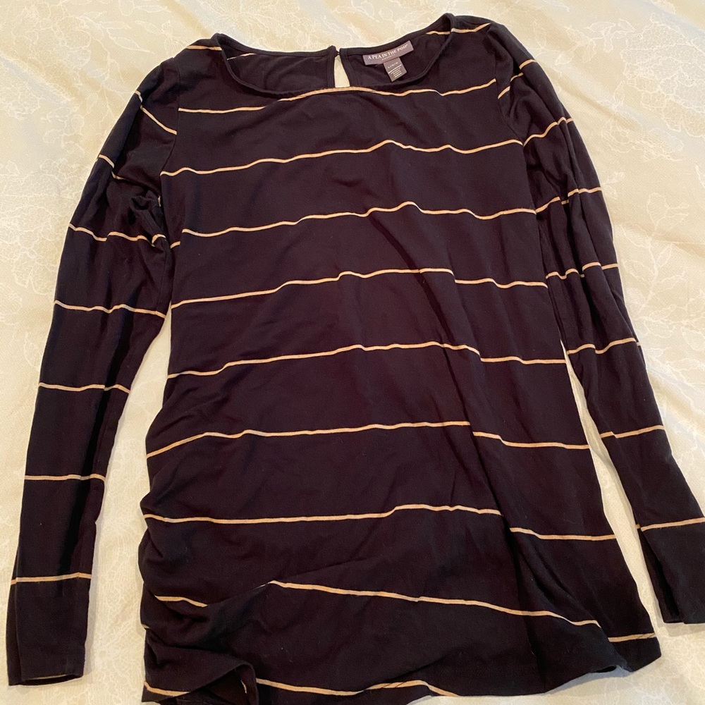 A Pea in the Pod Maternity Top